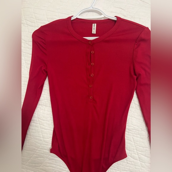 Aritzia Tops - sunday best Aritzia bodysuit